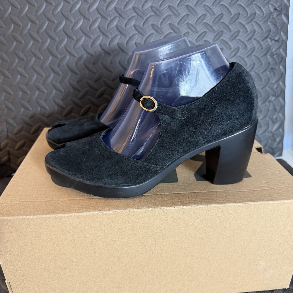 Dansko Mary Jane Boho Heels Size 39 Black Suede Peep Toe Buckle Strap GUC